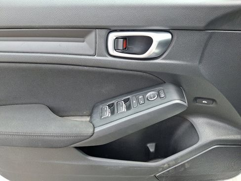Certified 2024 Honda Civic Sport image 13