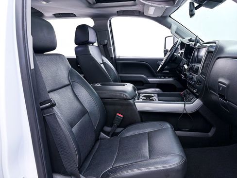 Used 2019 Chevrolet Silverado 2500 LTZ w/ Duramax Plus Package AWD/4WD image 37
