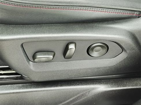 Used 2024 Chevrolet Suburban RST w/ Luxury Package image 12