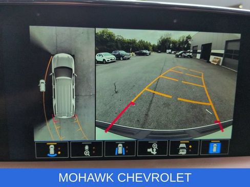 Used 2024 Chevrolet Tahoe High Country AWD/4WD image 15