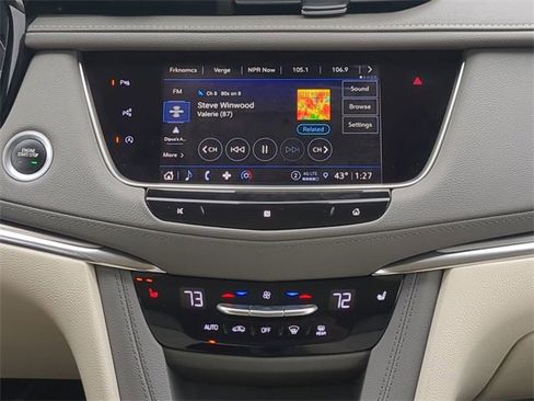 Used 2021 Cadillac XT5 Premium Luxury image 16