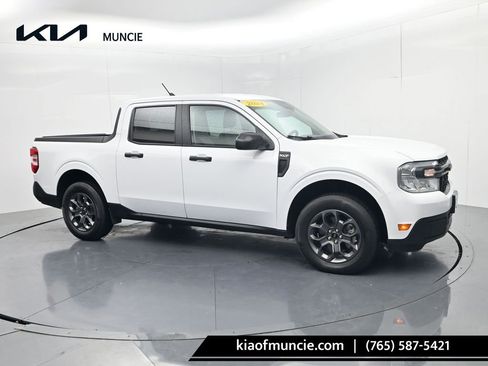Used 2024 Ford Maverick XLT w/ Equipment Group 300A Standard AWD/4WD image 1