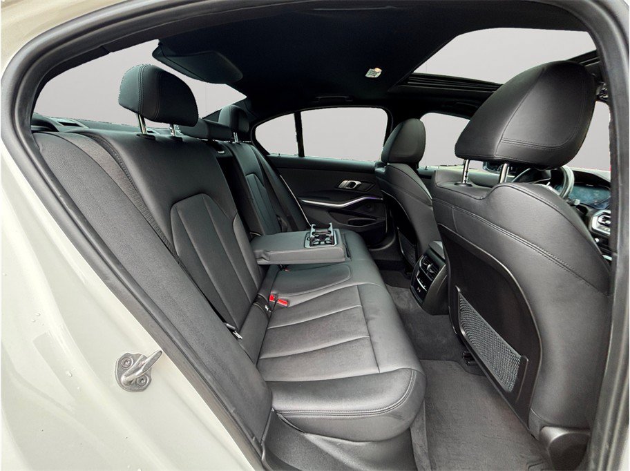 Used 2021 BMW M340i RWD image 42