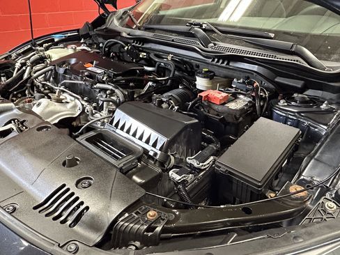 Used 2016 Honda Civic EX image 16