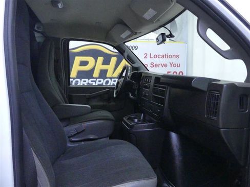 Used 2023 Chevrolet Express 2500 w/ Driver Convenience Package image 9