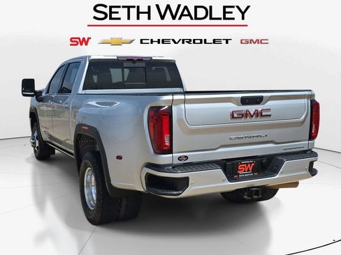 Used 2022 GMC Sierra 3500 Denali AWD/4WD image 6