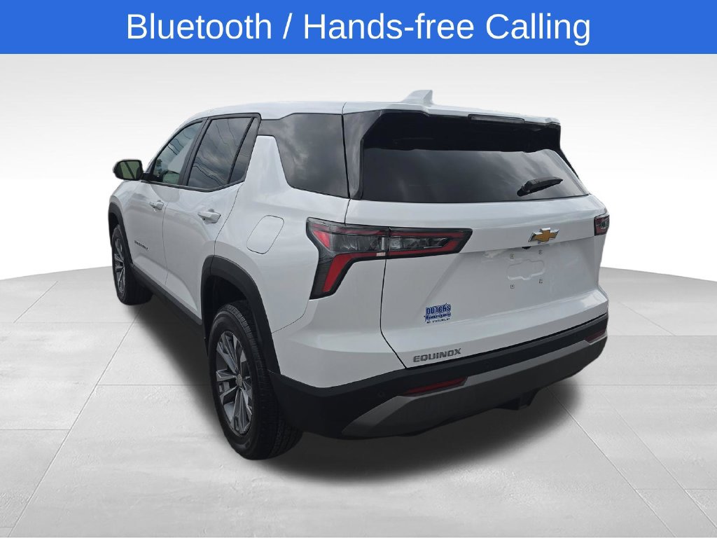 Used 2025 Chevrolet Equinox LT FWD image 4