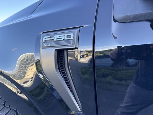 Used 2022 Ford F150 XLT w/ Equipment Group 302A High AWD/4WD image 9