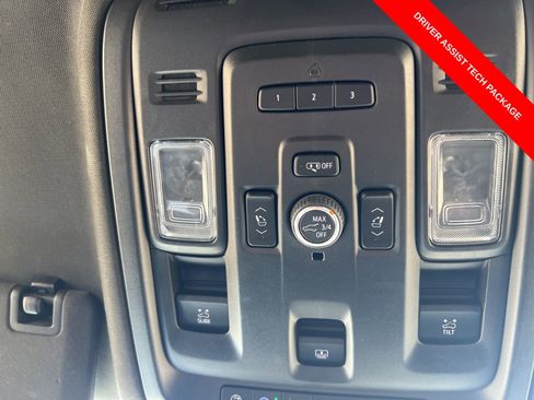 Used 2021 Cadillac Escalade ESV Sport w/ Driver Assist Tech Package image 21