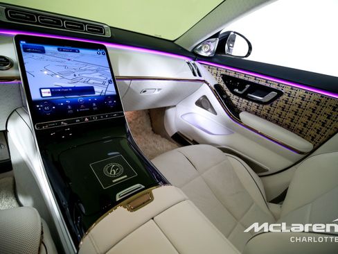 Used 2023 Mercedes-Benz Maybach S 680 4MATIC w/ Manufaktur Leather Package image 14