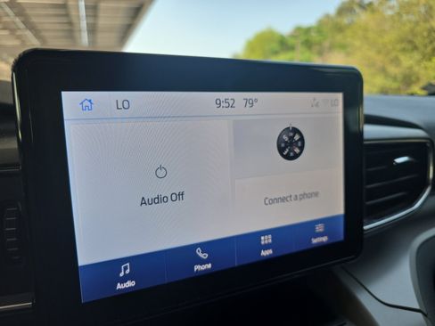 Used 2023 Ford Explorer XLT w/ Equipment Group 202A RWD image 12