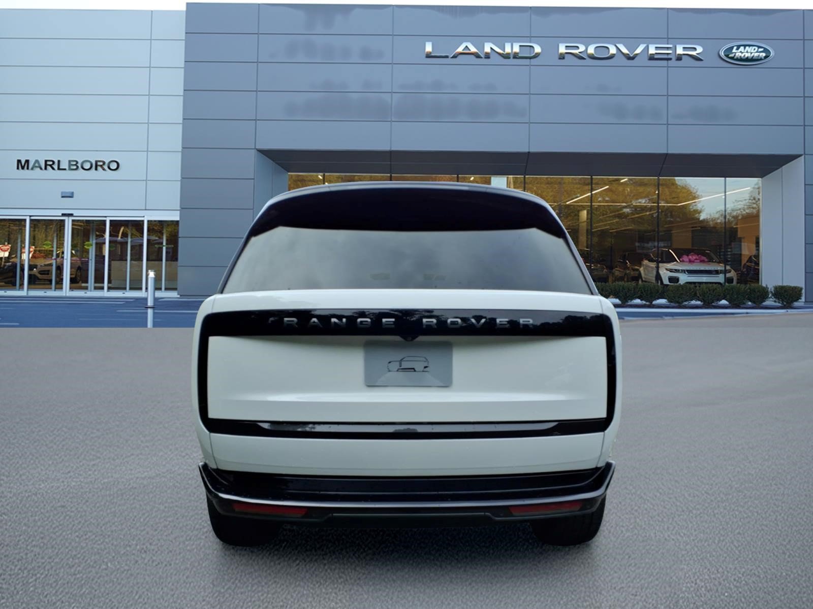 New 2027 Land Rover Range Rover Long Wheelbase SE AWD/4WD image 7
