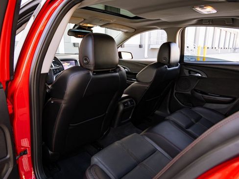 Used 2016 Chevrolet SS image 30