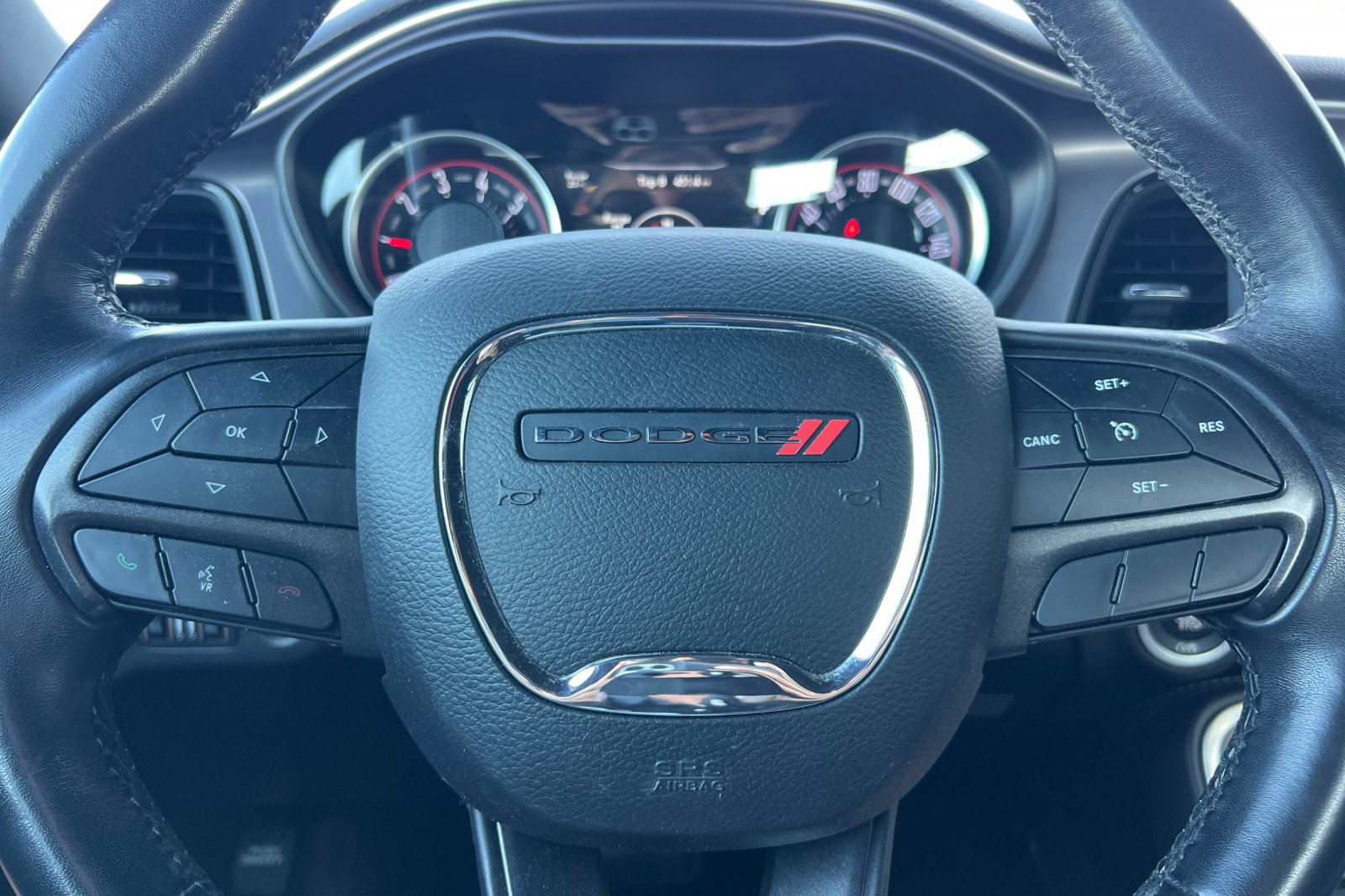 Used 2019 Dodge Challenger SXT RWD image 22
