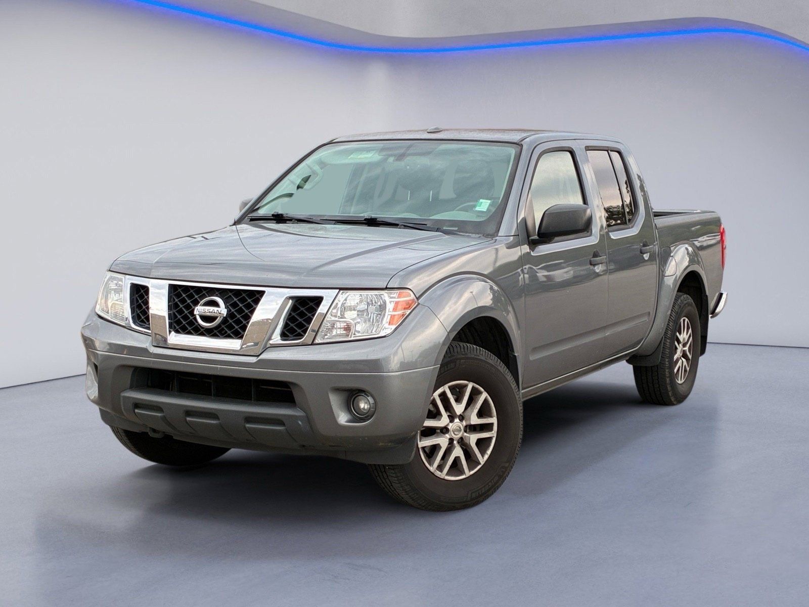 Used 2018 Nissan Frontier SV w/ Value Truck Package AWD/4WD image 2