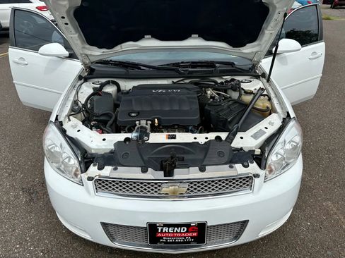 Used 2016 Chevrolet Impala LT image 9