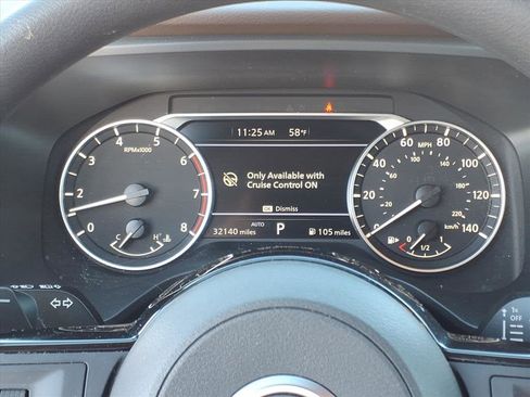 Used 2023 Nissan Rogue SV image 15