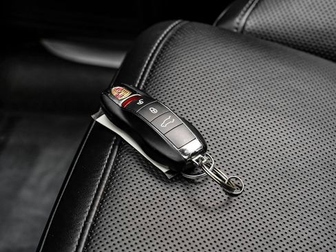 Used 2017 Porsche Macan S image 56