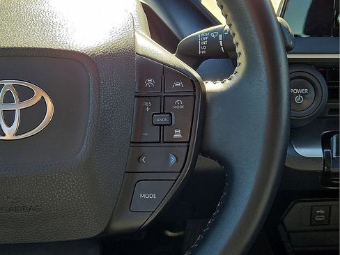 Used 2024 Toyota Prius LE image 20