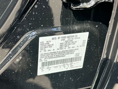 New 2025 Ford Maverick Lariat image 27