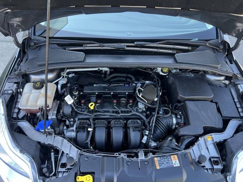 Used 2014 Ford Focus SE FWD image 22