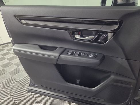 Used 2025 Honda CR-V EX-L image 19