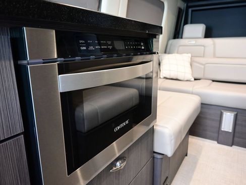 Used 2020 Mercedes-Benz Sprinter 3500 image 34