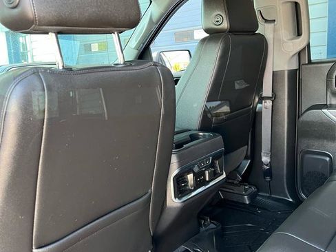 Used 2019 Chevrolet Silverado 1500 LTZ w/ LTZ Premium Package AWD/4WD image 13