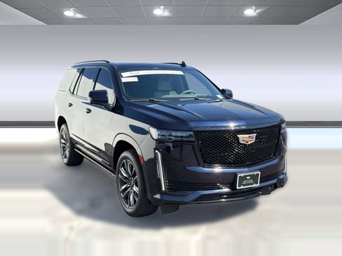 Certified 2022 Cadillac Escalade Sport Platinum w/ Heavy-Duty Trailer Package AWD/4WD image 6