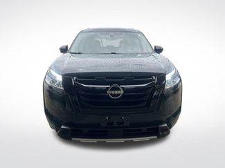 Certified 2024 Nissan Pathfinder Platinum w/ Black Appearance Package AWD/4WD video 2