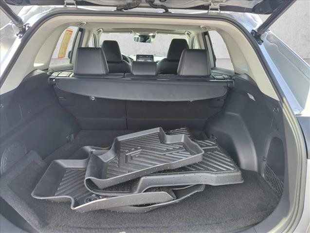 Certified 2020 Toyota RAV4 Limited w/ Limited Grade Weather Package AWD/4WD image 7