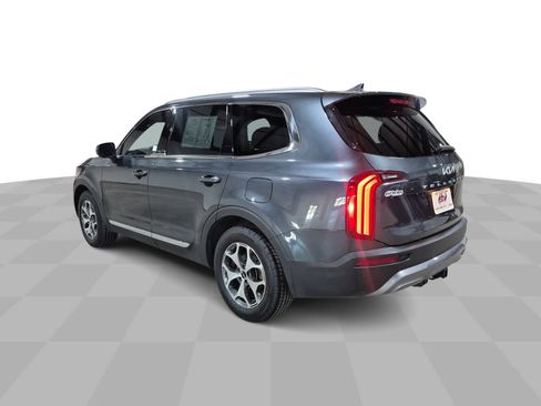 Used 2022 Kia Telluride EX w/ Towing Package FWD image 7