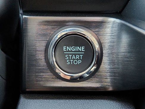 New 2025 Ford F250 Lariat w/ Lariat Ultimate Package AWD/4WD image 27