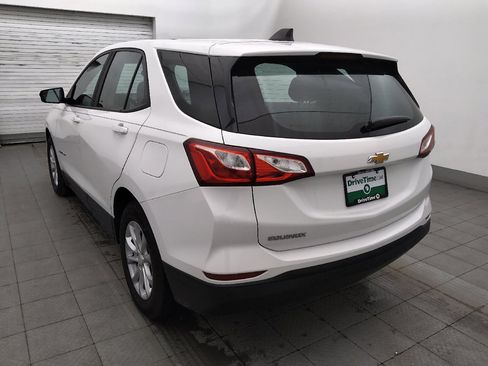 Used 2021 Chevrolet Equinox LS FWD image 5