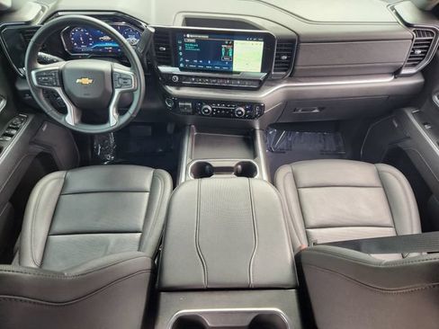 Used 2025 Chevrolet Silverado 2500 LTZ w/ LTZ Convenience Package AWD/4WD image 26