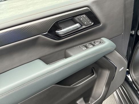 New 2026 GMC Yukon XL AT4 image 13