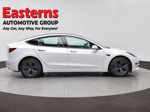 Used 2023 Tesla Model 3 Standard Range RWD image 4