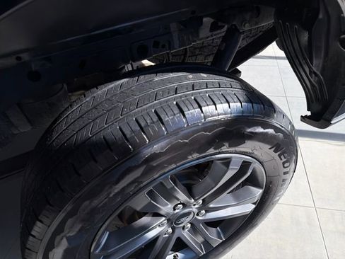 Used 2023 Ford F150 Lariat image 26