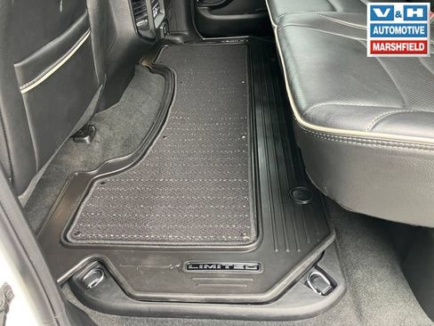 Used 2024 RAM 1500 Limited AWD/4WD image 22