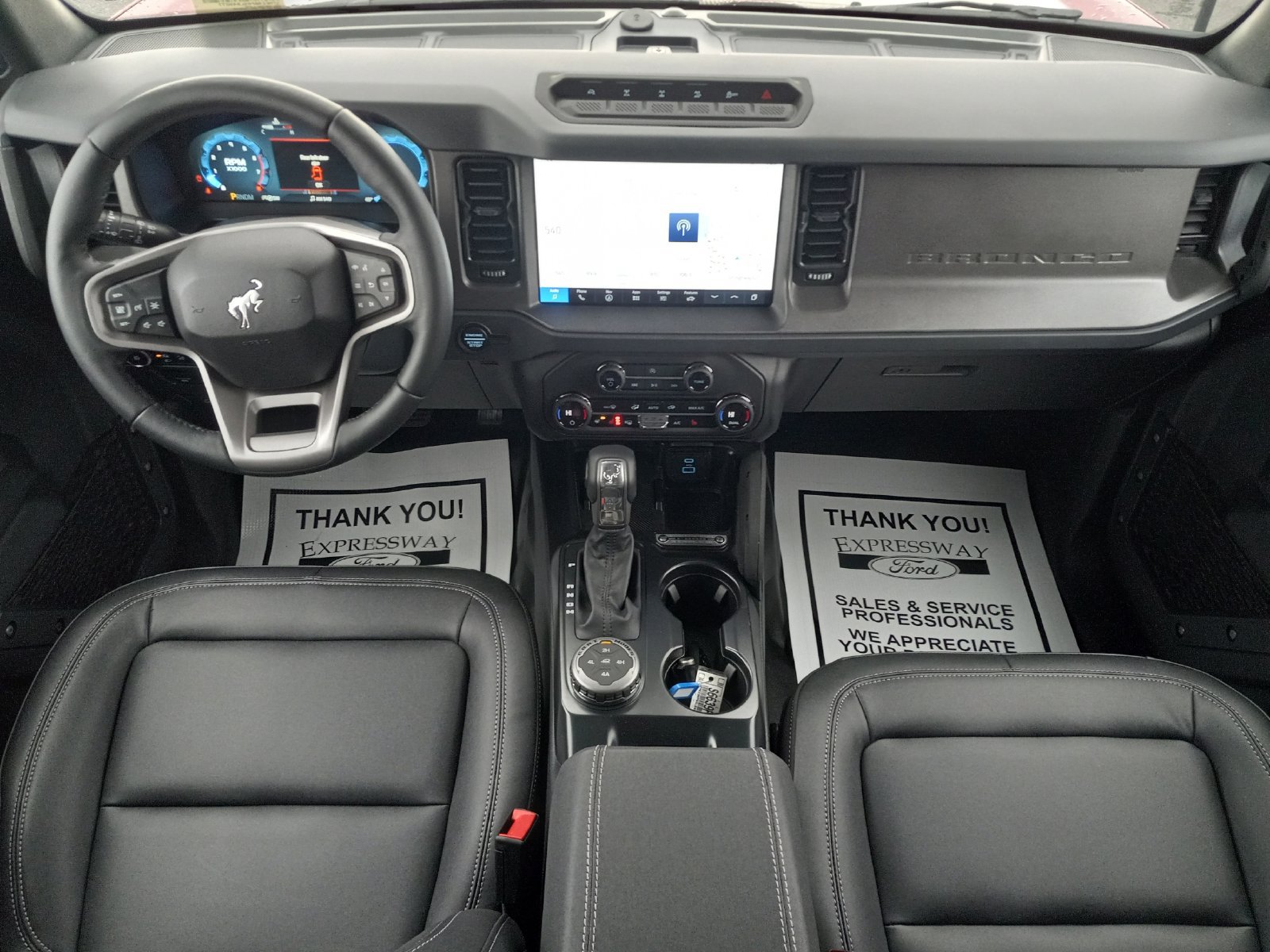 Used 2025 Ford Bronco Badlands AWD/4WD image 14