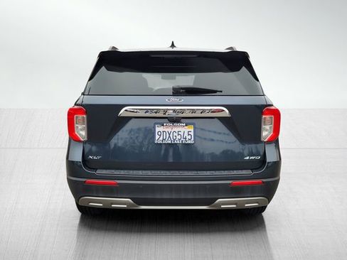 Certified 2022 Ford Explorer XLT w/ Equipment Group 202A image 5
