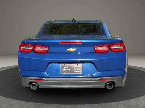 Used 2021 Chevrolet Camaro LT w/ Technology Package RWD image 5
