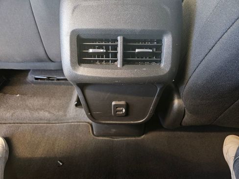 Used 2023 Chevrolet Equinox LT w/ Driver Convenience Package AWD/4WD image 21