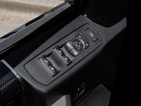 Used 2021 Ford F250 Platinum w/ FX4 Off-Road Package AWD/4WD image 50