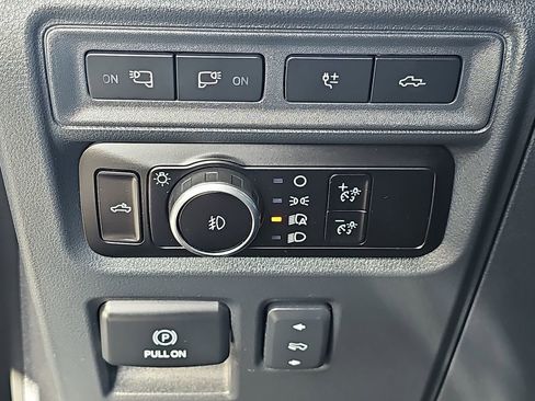 Used 2023 Ford F150 Raptor image 28