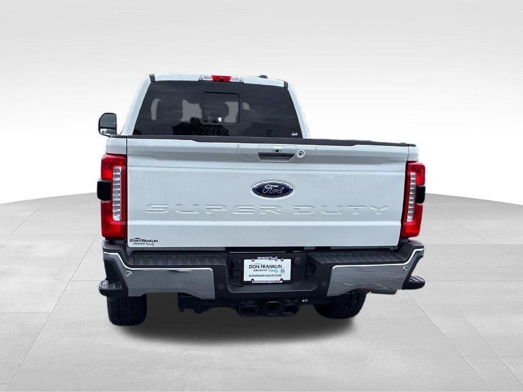 Used 2024 Ford F250 Lariat w/ Lariat Ultimate Package AWD/4WD image 4