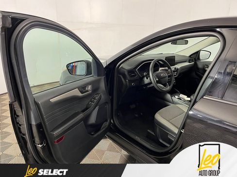 Used 2022 Ford Escape SE AWD/4WD image 8