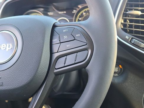 Used 2021 Jeep Cherokee Trailhawk image 29