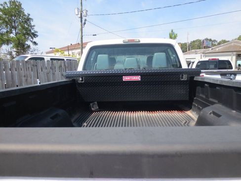 Used 2016 Ford F250 XL w/ Power Equipment Group AWD/4WD image 5