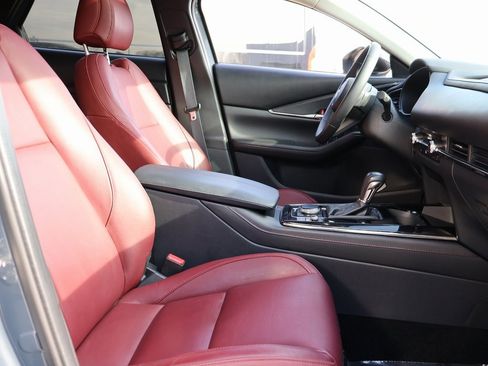 Used 2024 MAZDA CX-30 AWD 2.5 S w/ Preferred Package image 9